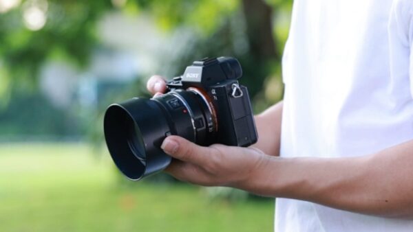 EF/EF-S Lens Mount Adapter for Sony E Mount Cameras - Image 7