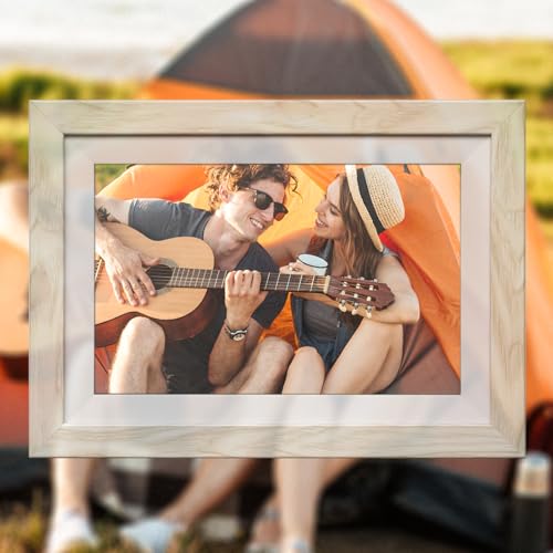 10.1 Inch WiFi Digital Picture Frame with HD Touch Screen - 32GB Memory & Auto-Rotate Feature - Image 6